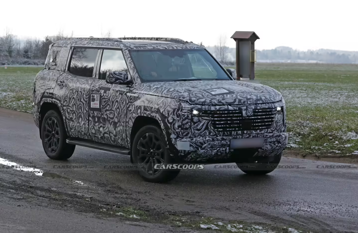 三菱帕杰罗即将重返市场 测试谍照曝光 直指丰田兰德酷路泽